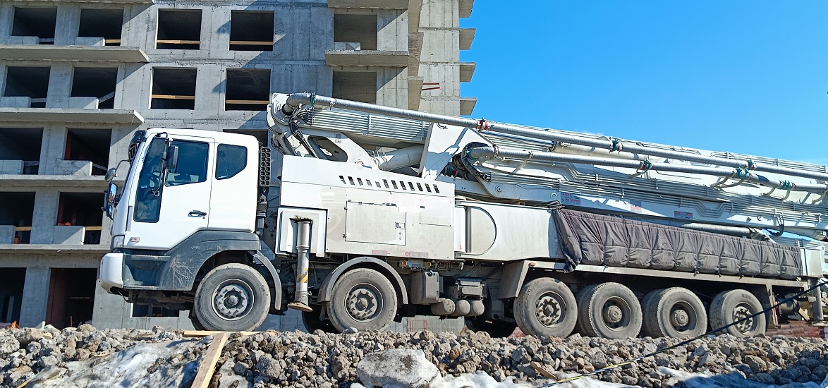 Услуги и заказ бетононасосов для заливки бетона в Кинешме